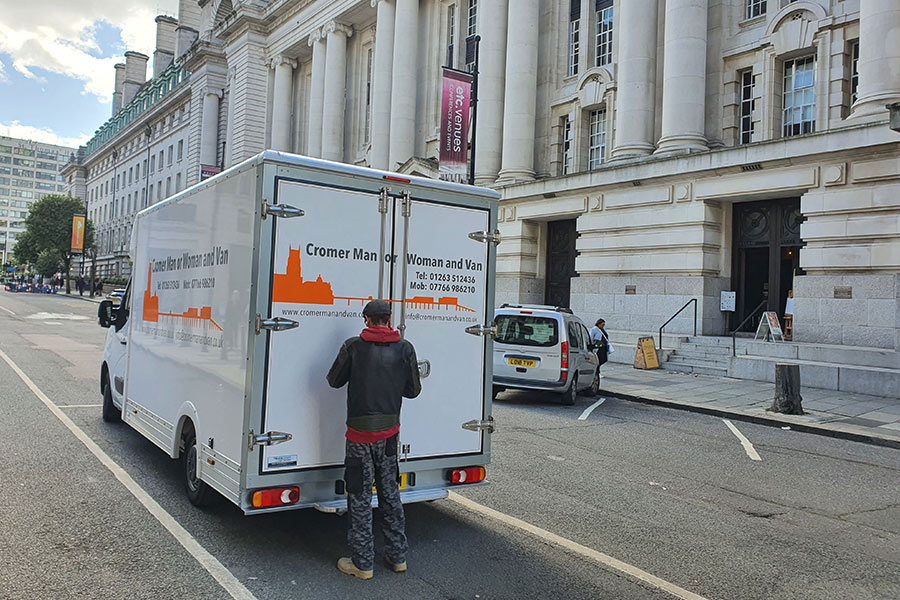 Andy-London-Delivery-Office